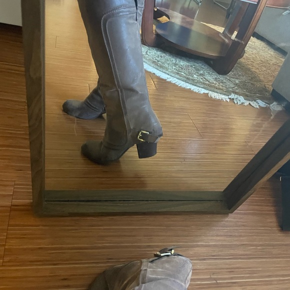 Size 9 light brown below the knee boots with buckle detail - Picture 8 of 10